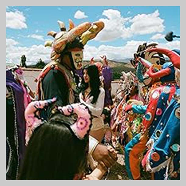 LATINAJE                                